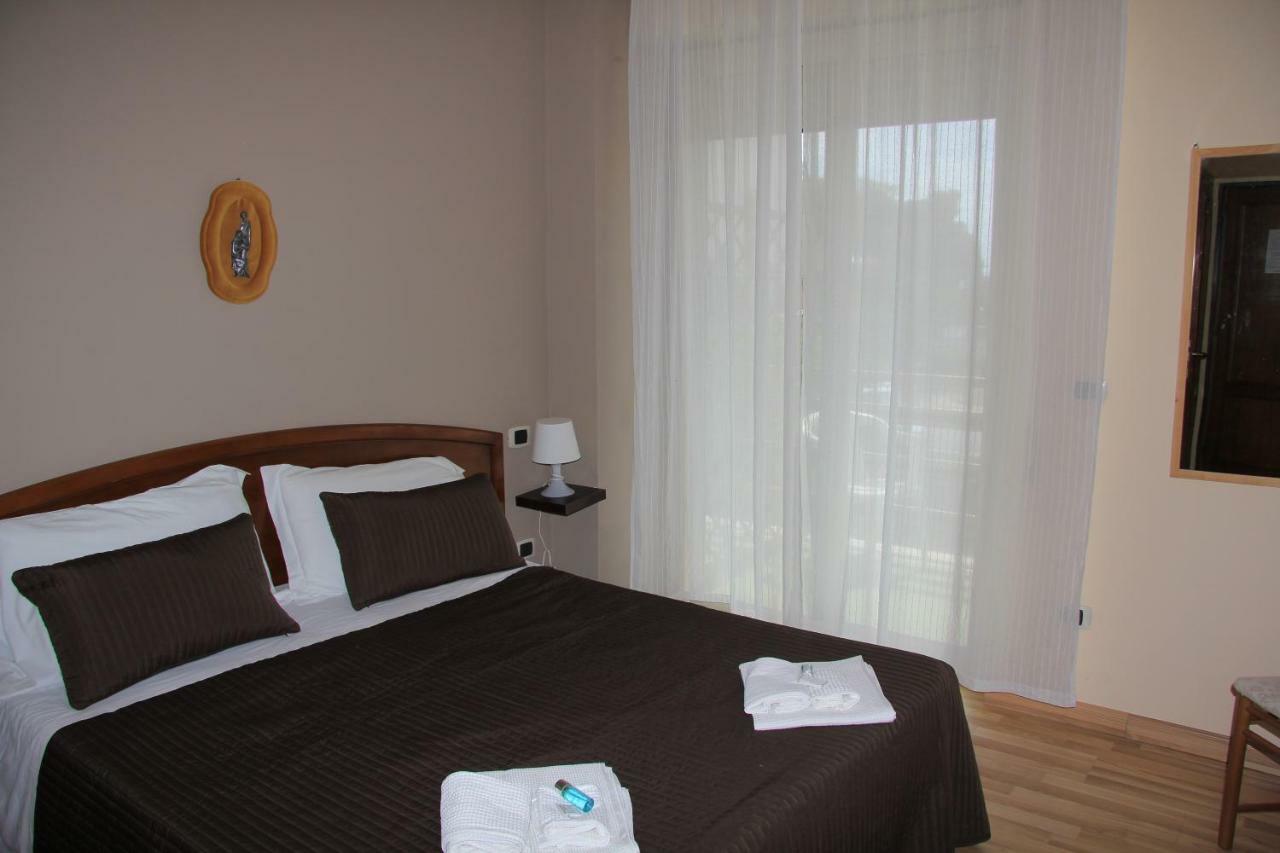 B&B Merigio' Villapiana Buitenkant foto