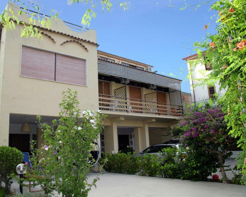 B&B Merigio' Villapiana Buitenkant foto